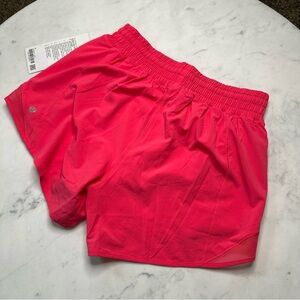Lululemon Hotty Hot HR Short 4” Lined - Lip Gloss